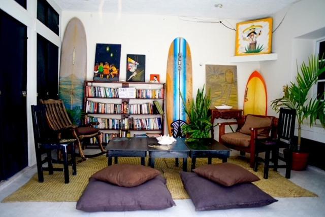 Weary Traveler Hostel Tulum Ngoại thất bức ảnh