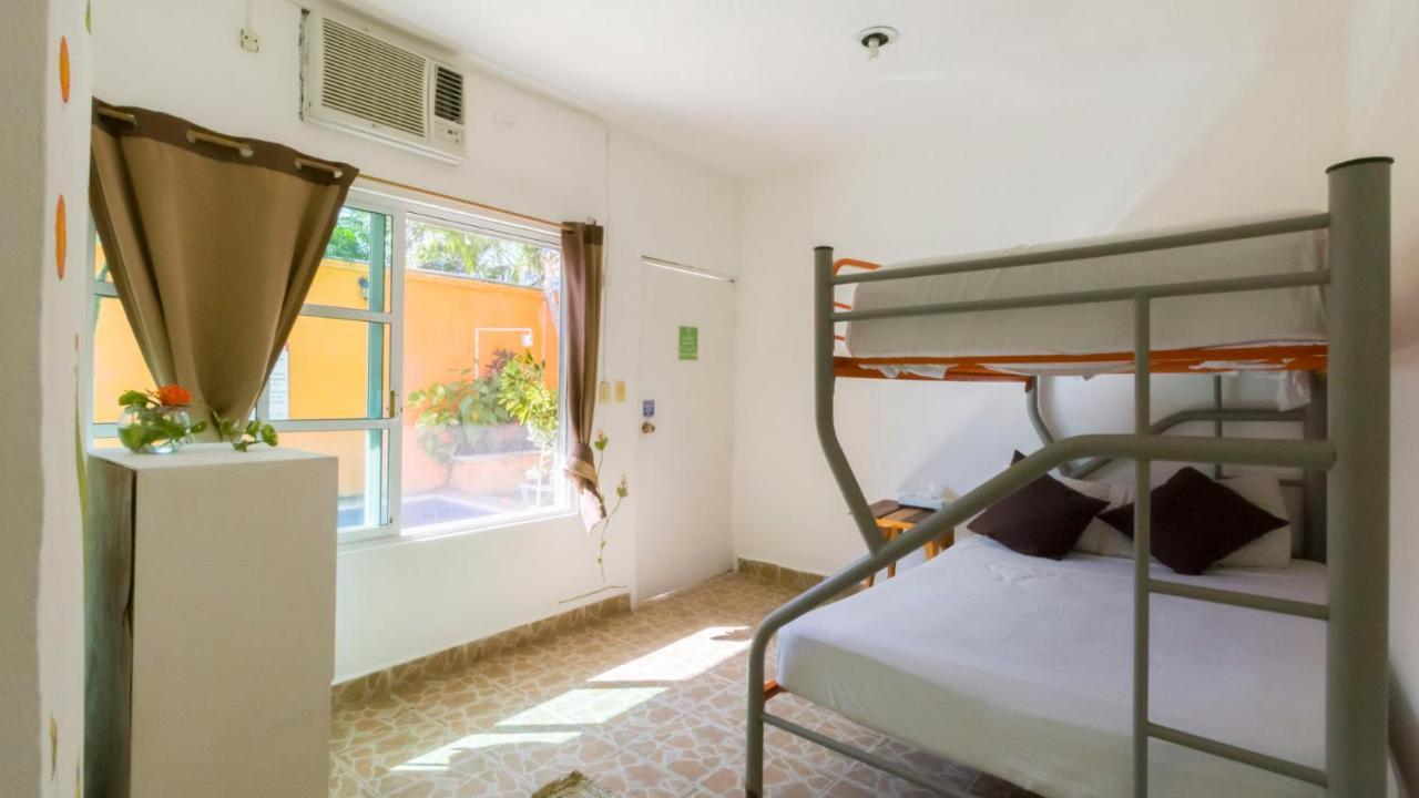 Weary Traveler Hostel Tulum Phòng bức ảnh