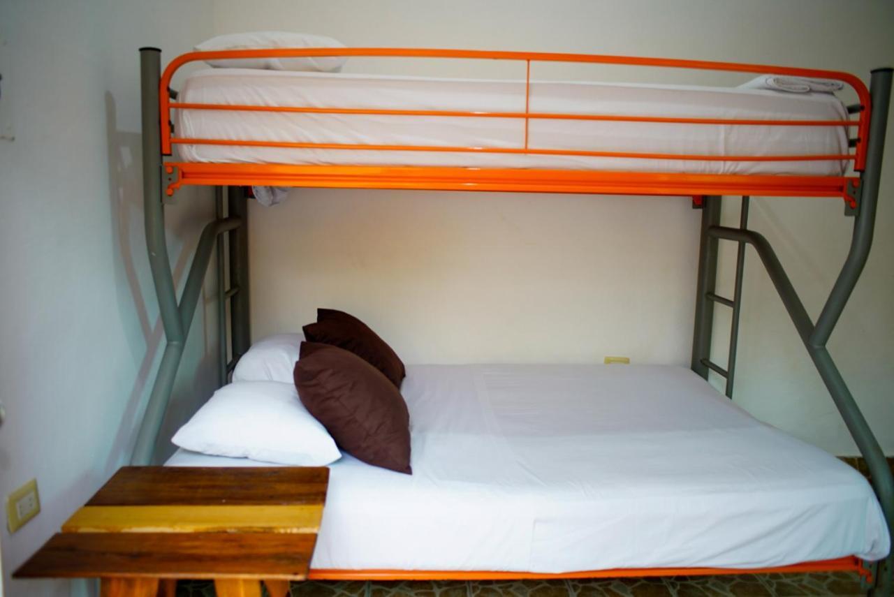 Weary Traveler Hostel Tulum Ngoại thất bức ảnh