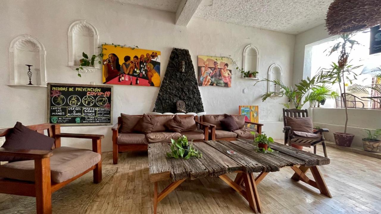 Weary Traveler Hostel Tulum Ngoại thất bức ảnh